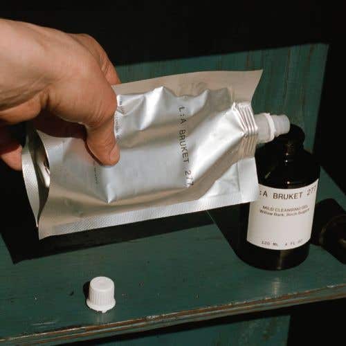 277 溫和潔面啫喱補充裝 120ml
